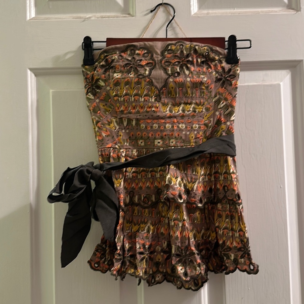 Anthropologie adorable peplum strapless top
